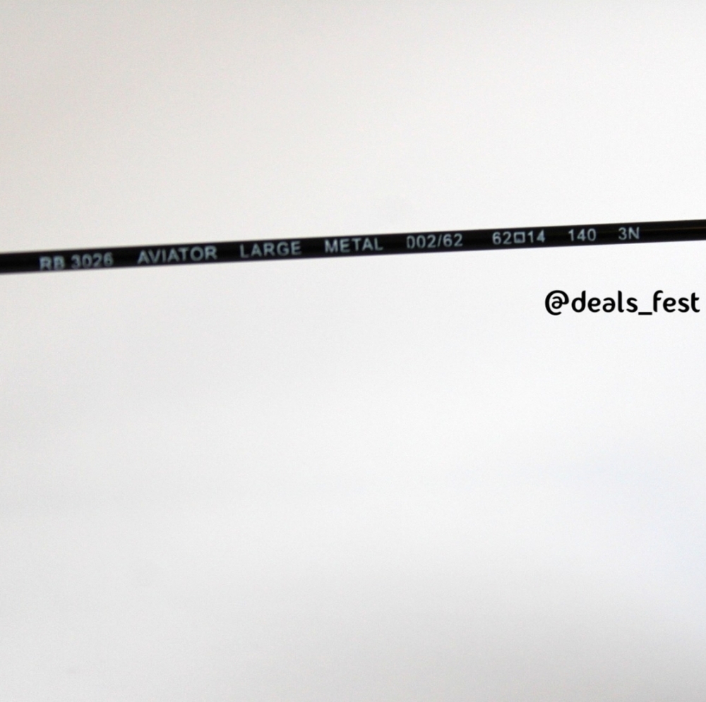 Model Display Ray-Ban Aviator Black RB3025 - Picture 12 of 17